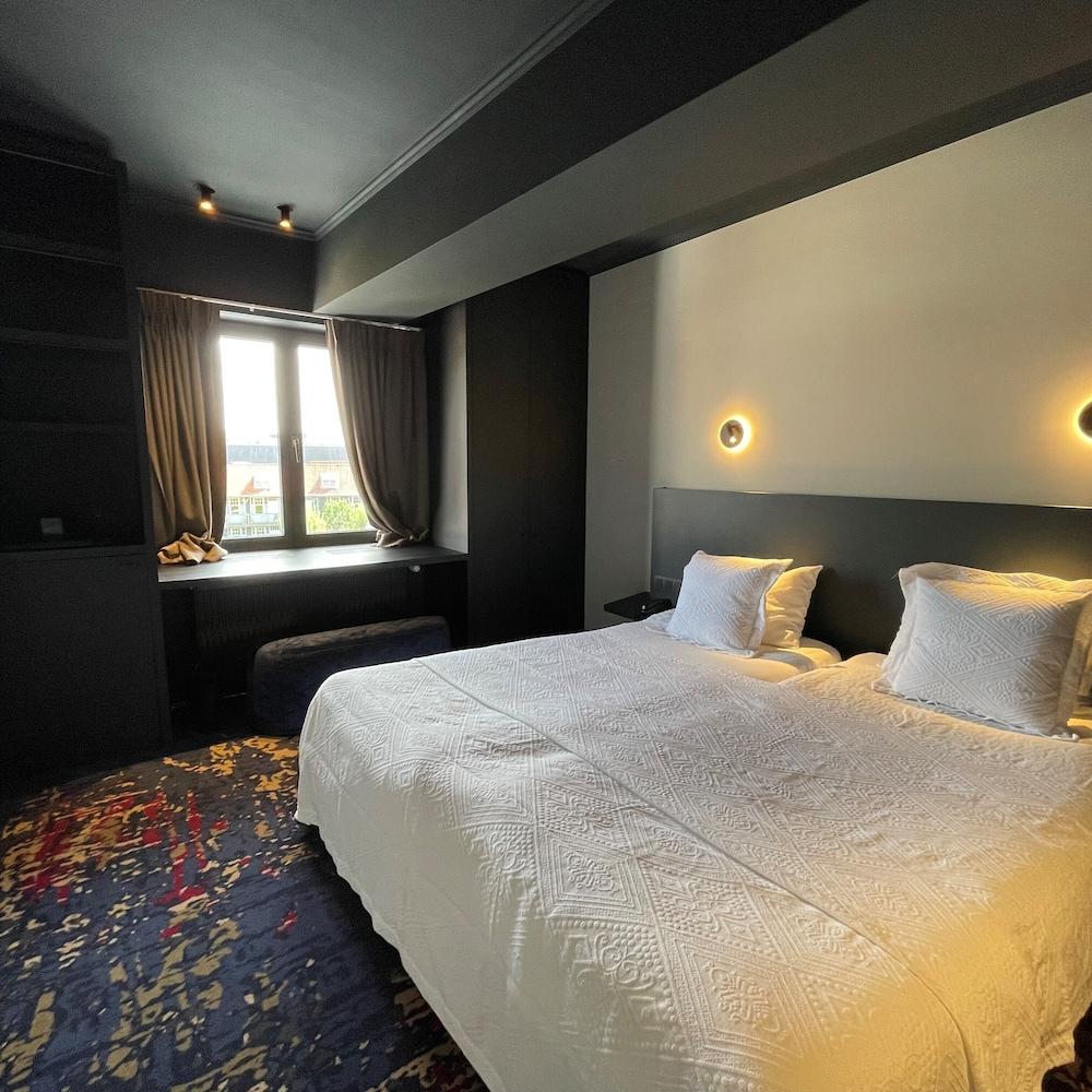 Hotel Montanus บรูจส์ ภายนอก รูปภาพ