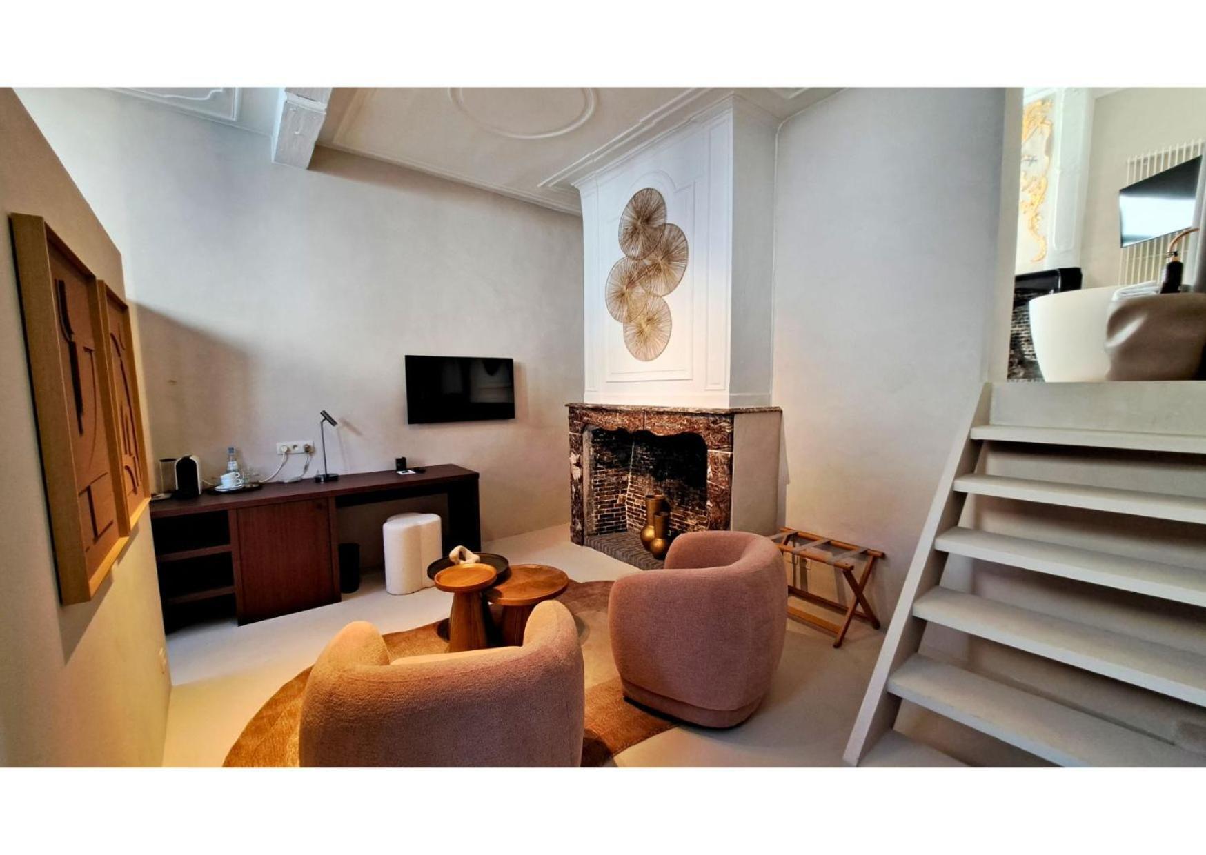 Hotel Montanus บรูจส์ ภายนอก รูปภาพ