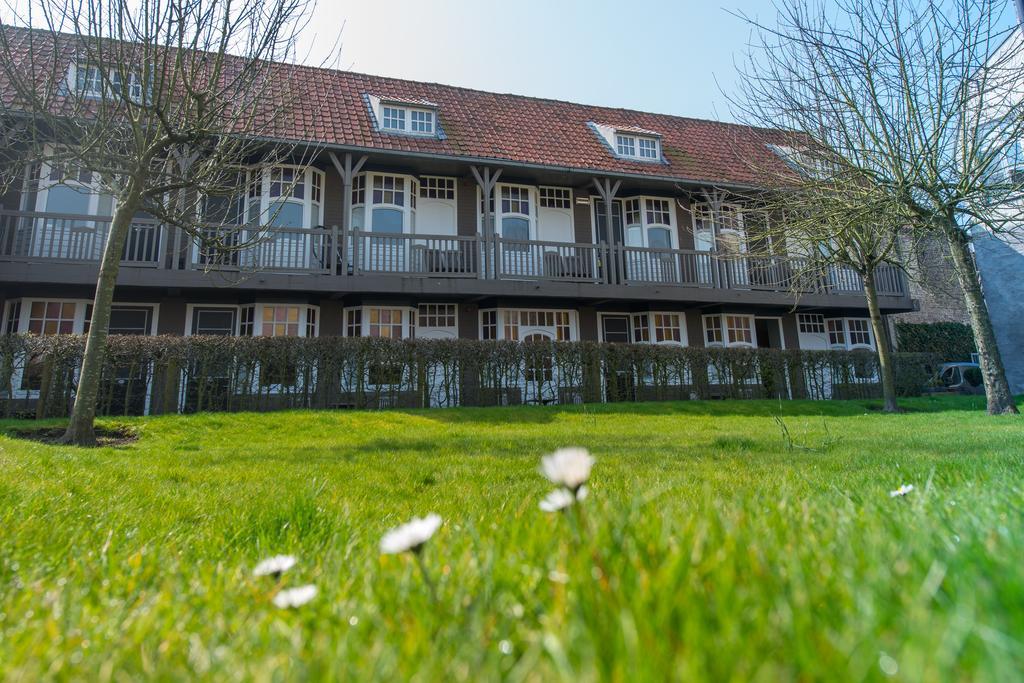 Hotel Montanus บรูจส์ ภายนอก รูปภาพ